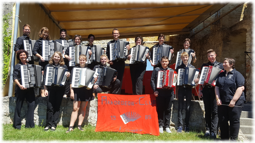 Beide Orchester beim gemeinsamen Auftritt